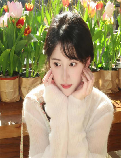 人物深度分析：天选打工人娶到完美女上司中的角色关系的细腻刻画与情感表达 理解角色的文化意义